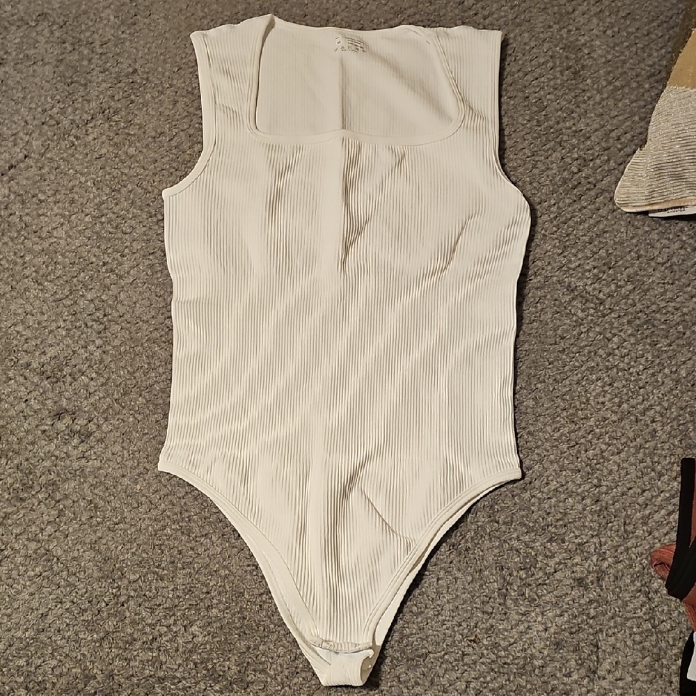 Elegant White Ribbed Women's Bodysuit